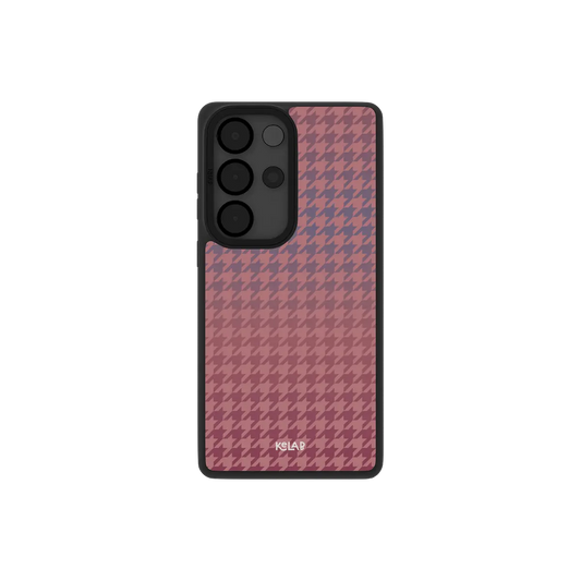 Pink houndstooth Samsung Galaxy case, back view with soft blush weave over a gradient around the camera cutout