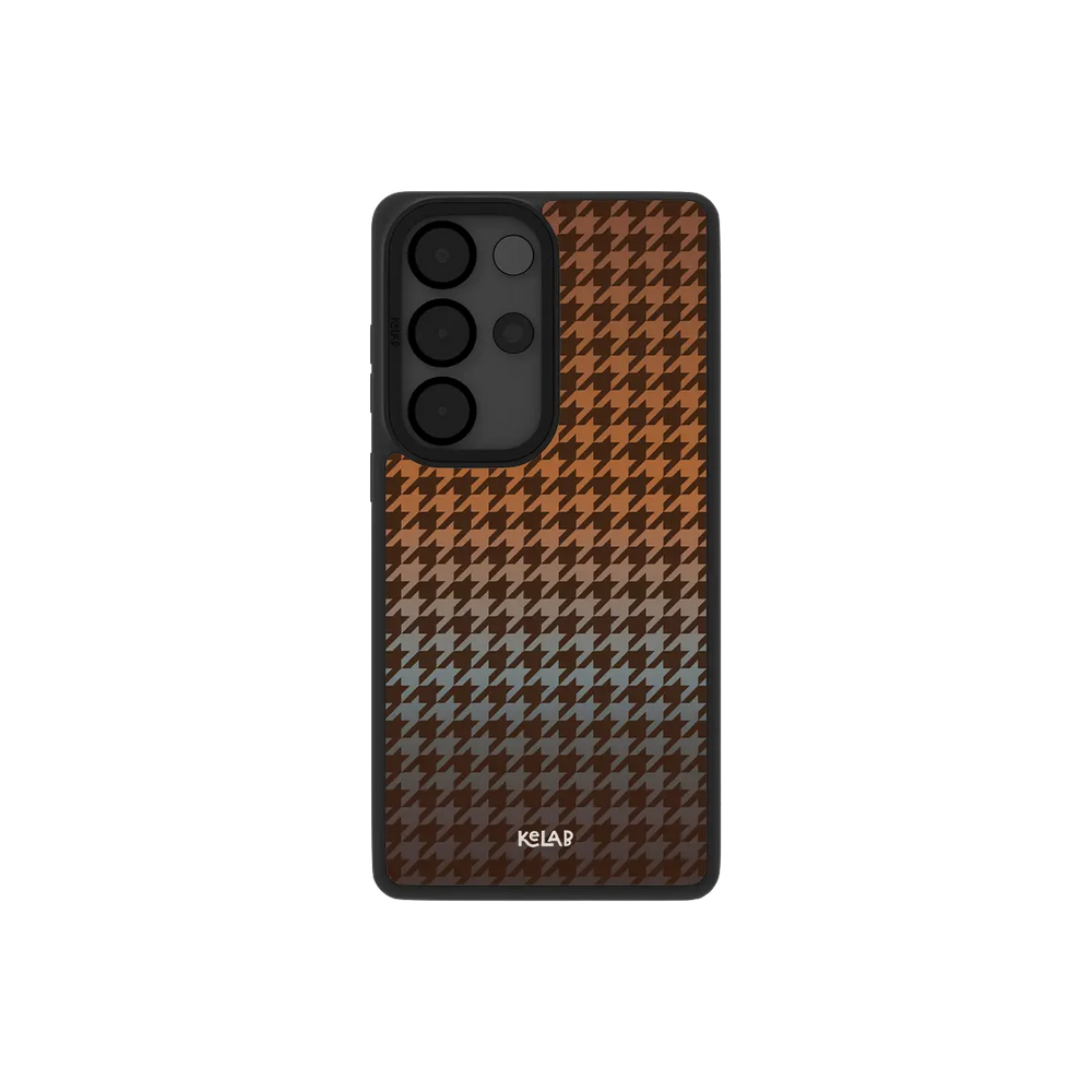 Brown houndstooth Samsung Galaxy case, back view with oak and burnt orange gradient weave around the camera cutout