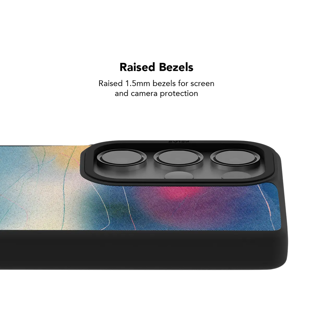 Raised bezel on the blue aura gradient Galaxy case lifting the camera lenses clear of a flat surface