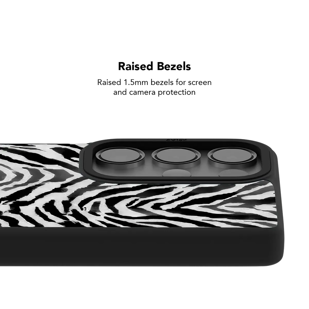 Raised bezel on the Zebra Crossing Galaxy case lifting the camera lenses clear of a flat surface.